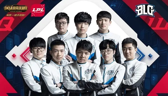 安菲尔德的 安菲尔德的