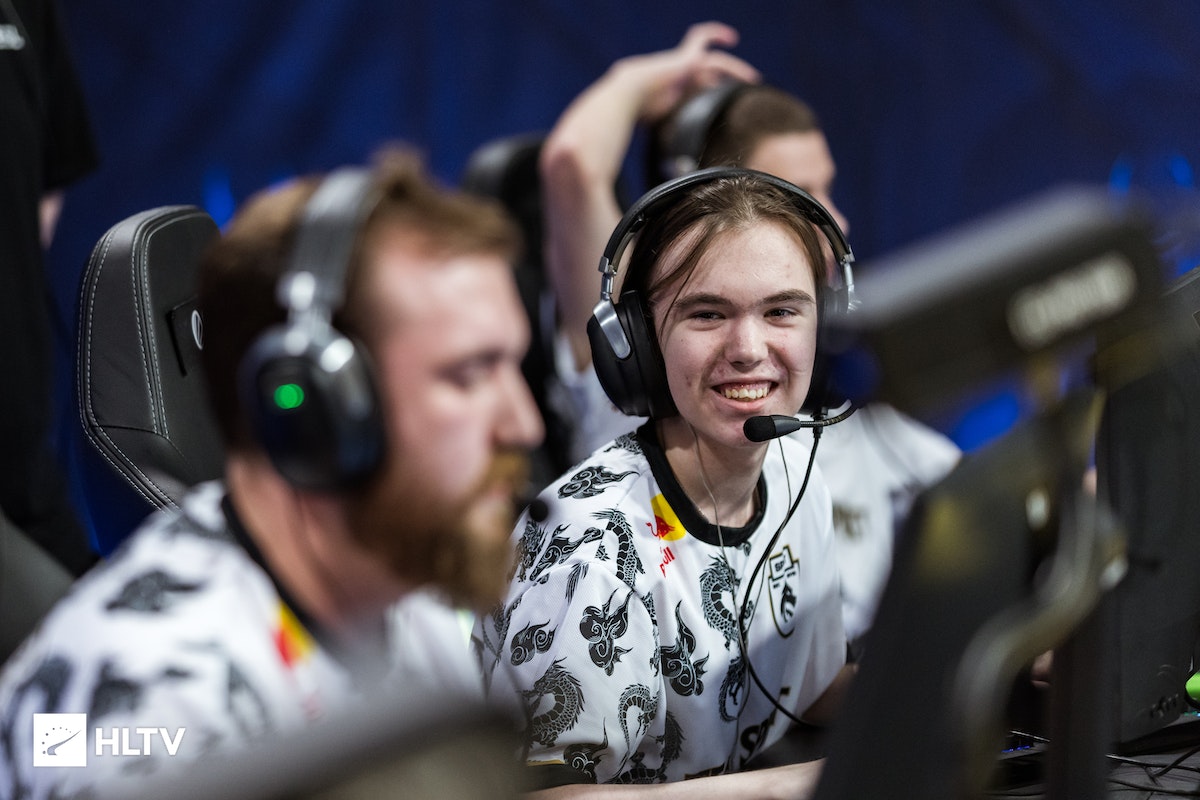 赛期充满话 赛期充满话