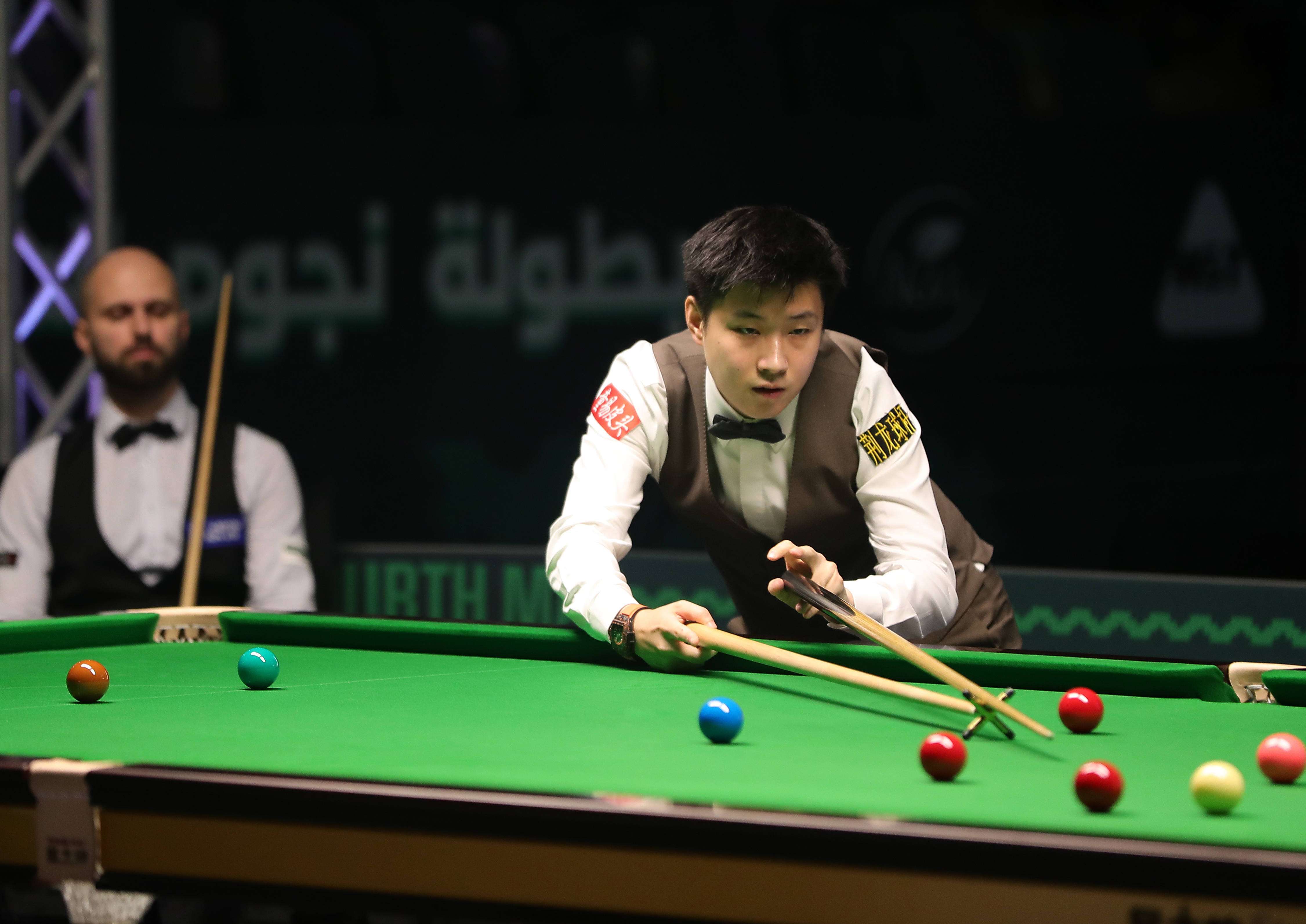 他凭借冷静 他凭借冷静